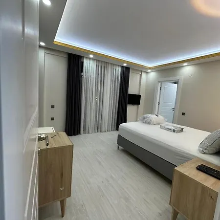 Mila Hotel *